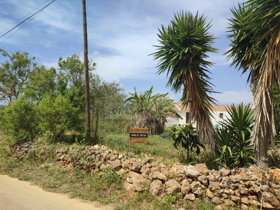 Quinta T4 para Venda em Lagos (São Sebastião e Santa Maria) Foto 1