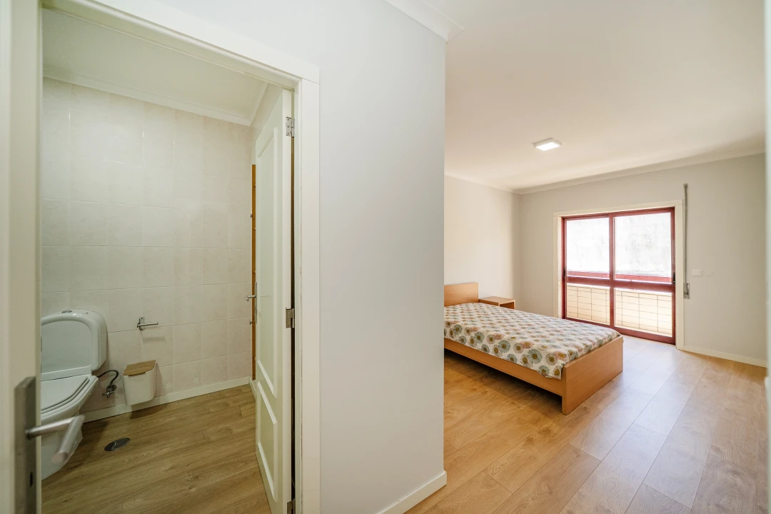 Apartamento T3 para Venda em Gualtar Foto 24