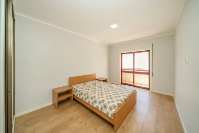 Apartamento T3 para Venda em Gualtar