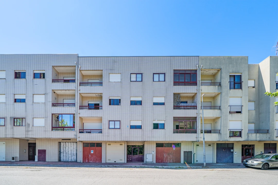 Apartamento T3 para Venda em Gualtar Foto 1