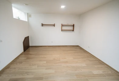 Moradia T4 para Venda em Argoncilhe
