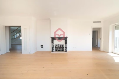 Apartamento T4 para Venda em Cascais e Estoril