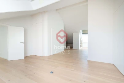 Apartamento T4 para Venda em Cascais e Estoril