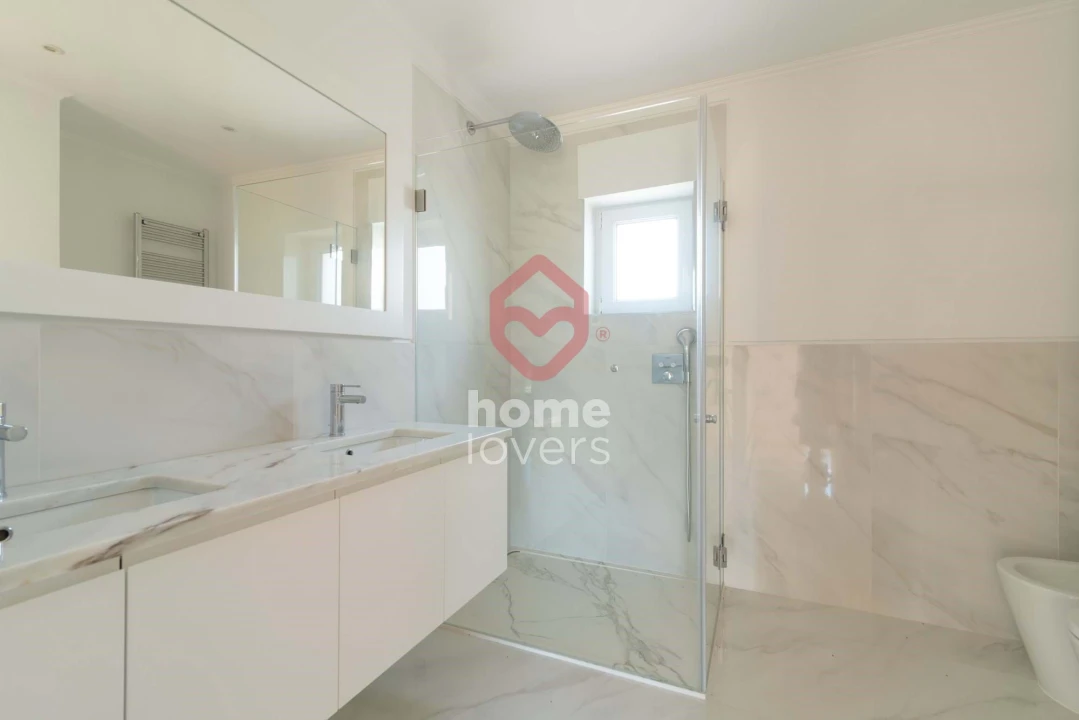 Apartamento T4 para Venda em Cascais e Estoril Foto 15