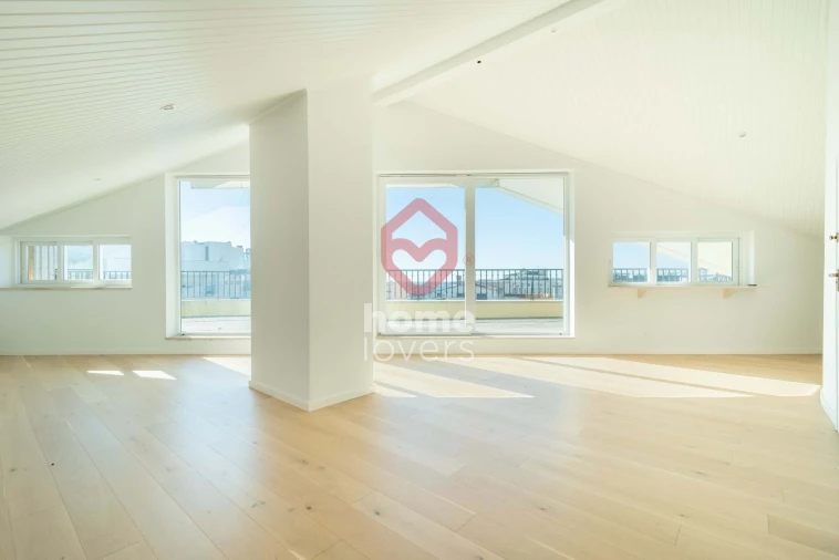 Apartamento T4 para Venda em Cascais e Estoril Foto 36