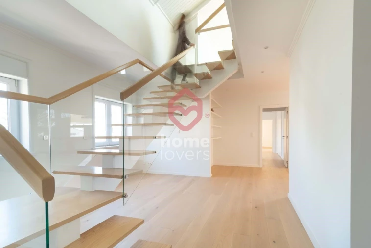 Apartamento T4 para Venda em Cascais e Estoril Foto 32