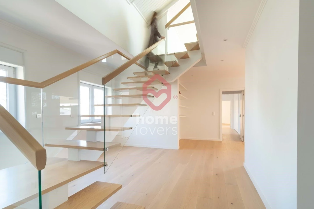 Apartamento T4 para Venda em Cascais e Estoril Foto 32