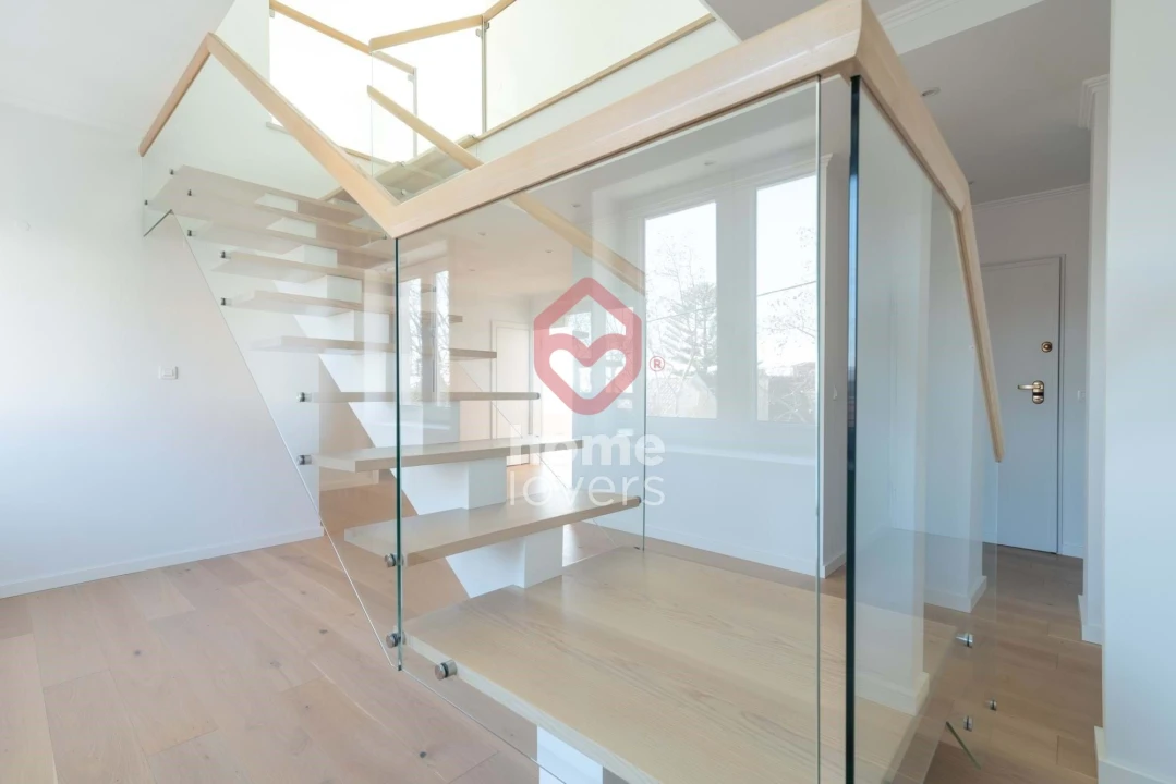 Apartamento T4 para Venda em Cascais e Estoril Foto 34