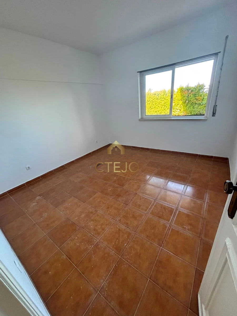 Moradia T6 para Venda em Alcabideche Foto 30