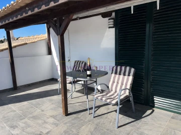 Moradia T2 para Venda em Lagos (São Sebastião e Santa Maria)
