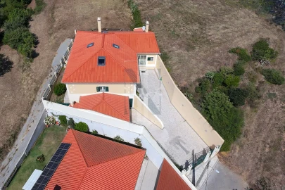 Moradia T4 para Venda em Valado dos Frades
