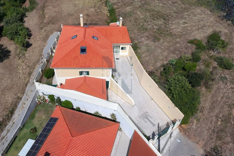 Moradia T4 para Venda em Valado dos Frades Foto 38