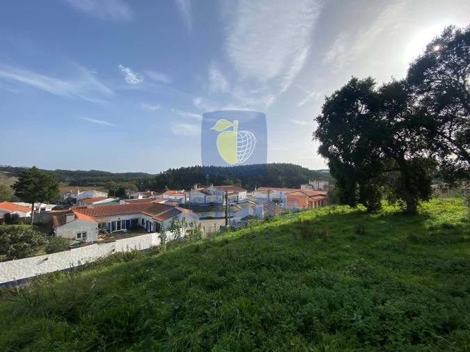Moradia T3 para Venda em Salir de Matos Foto 18