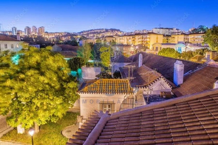 Prédio para Venda em Odivelas Foto 48