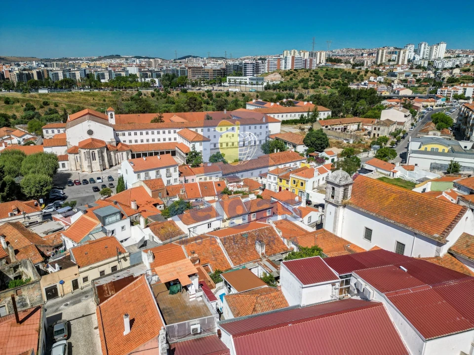 Prédio para Venda em Odivelas Foto 23