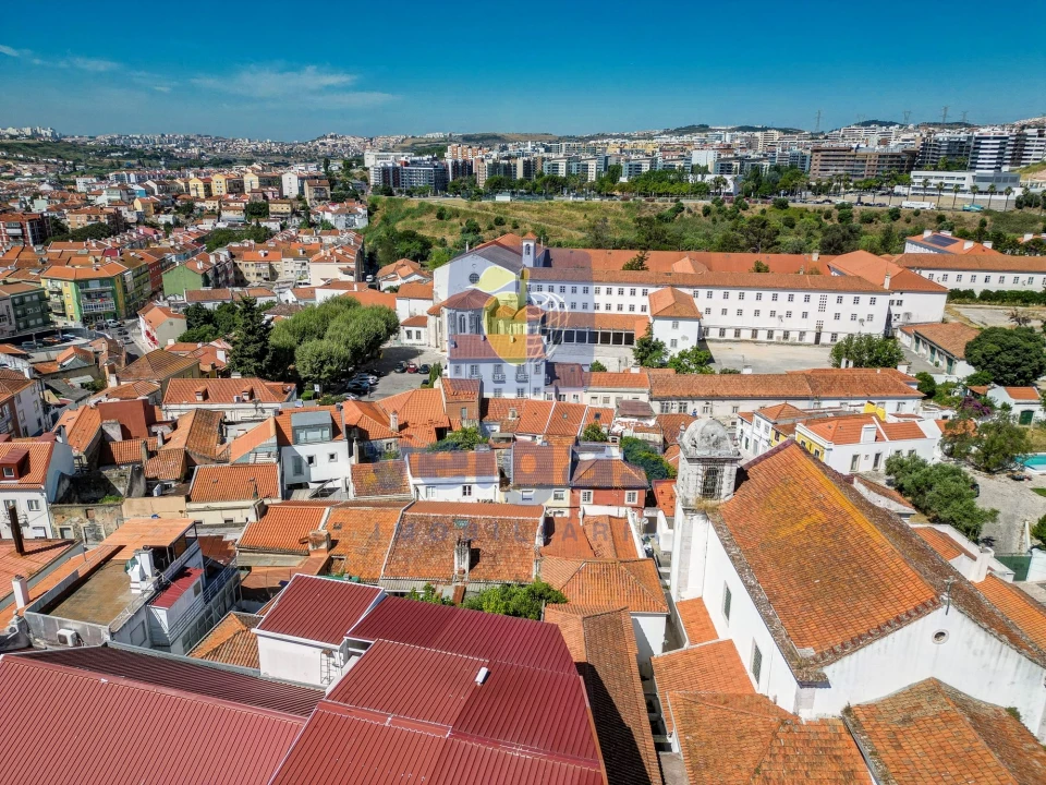 Prédio para Venda em Odivelas Foto 35