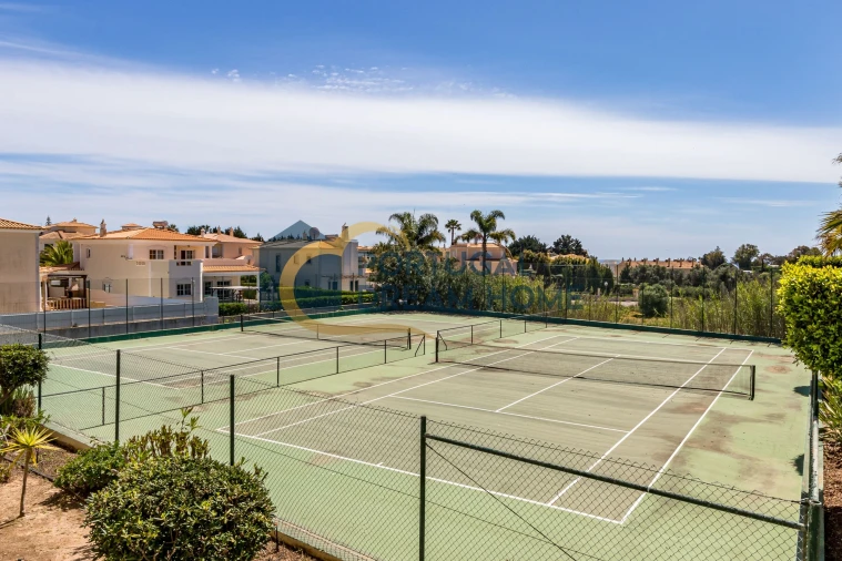 Apartamento T2 para Venda em Albufeira e Olhos de Água Foto 22
