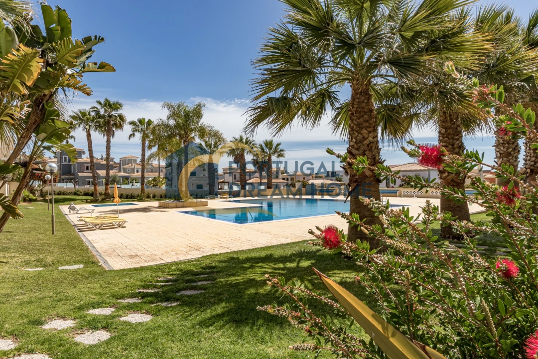 Apartamento T2 para Venda em Albufeira e Olhos de Água Foto 26