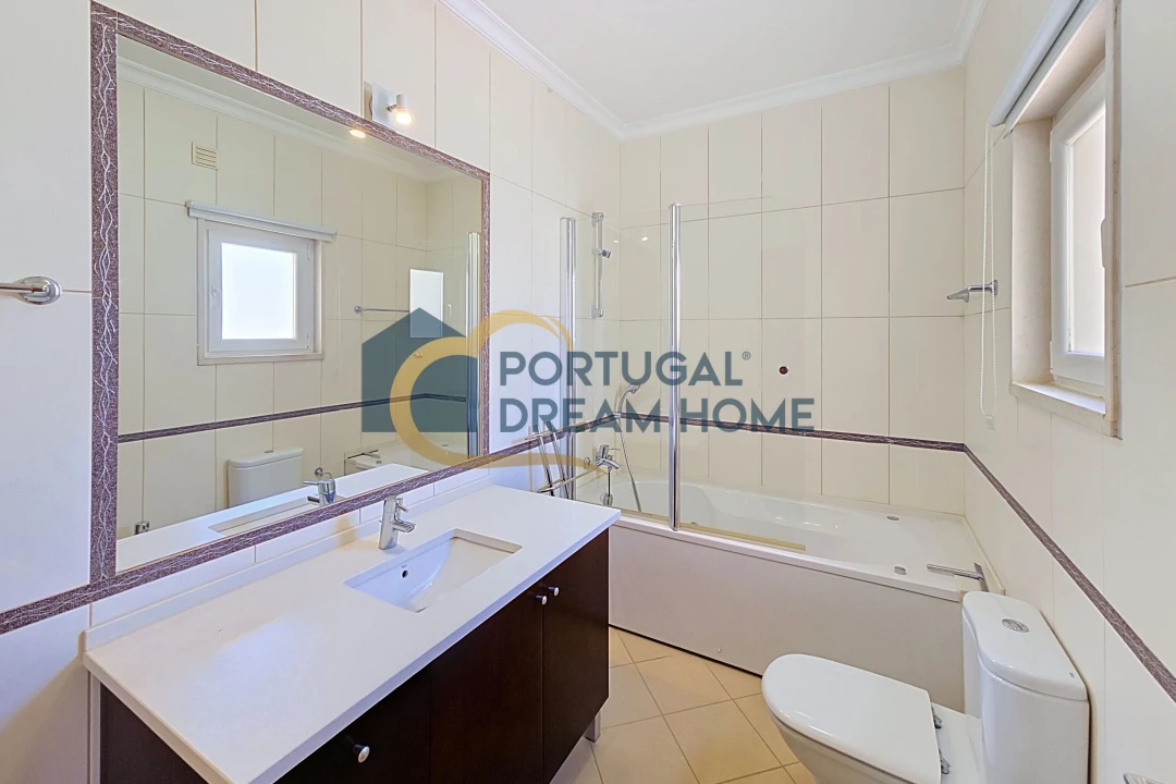 Moradia T3 para Venda em Albufeira e Olhos de Água Foto 15