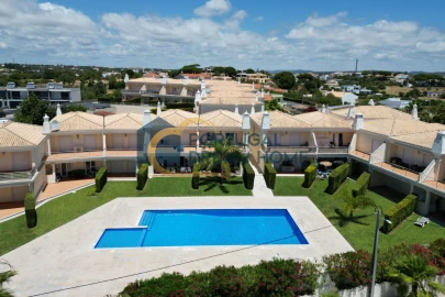 Moradia T3 para Venda em Albufeira e Olhos de Água