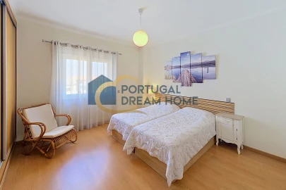 Moradia T3 para Venda em Albufeira e Olhos de Água