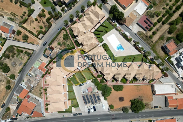 Moradia T3 para Venda em Albufeira e Olhos de Água Foto 28