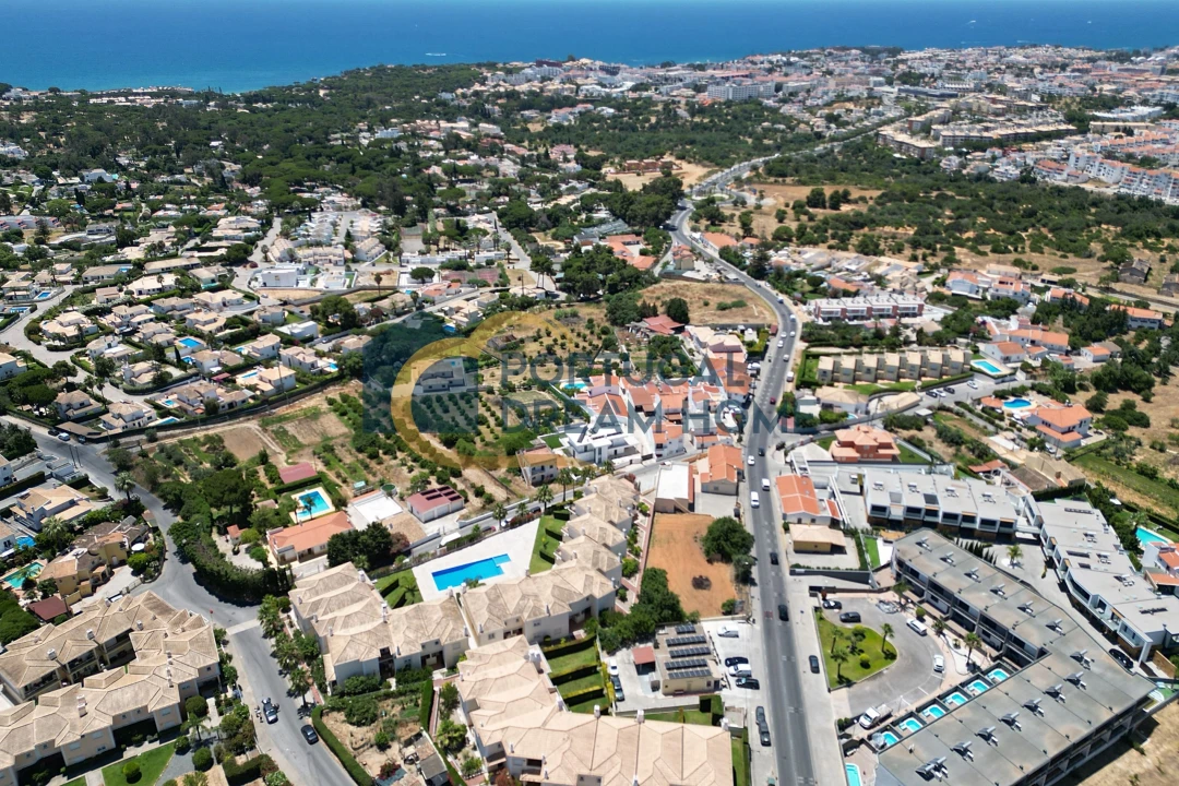 Moradia T3 para Venda em Albufeira e Olhos de Água Foto 27