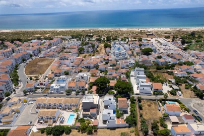 Moradia T5 para Venda em Vila Real de Santo Antonio