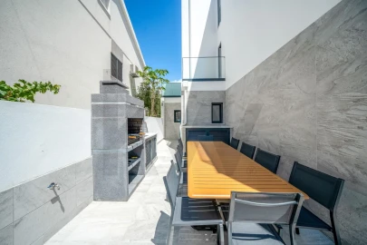 Moradia T5 para Venda em Vila Real de Santo Antonio