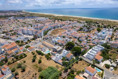 Moradia T5 para Venda em Vila Real de Santo Antonio