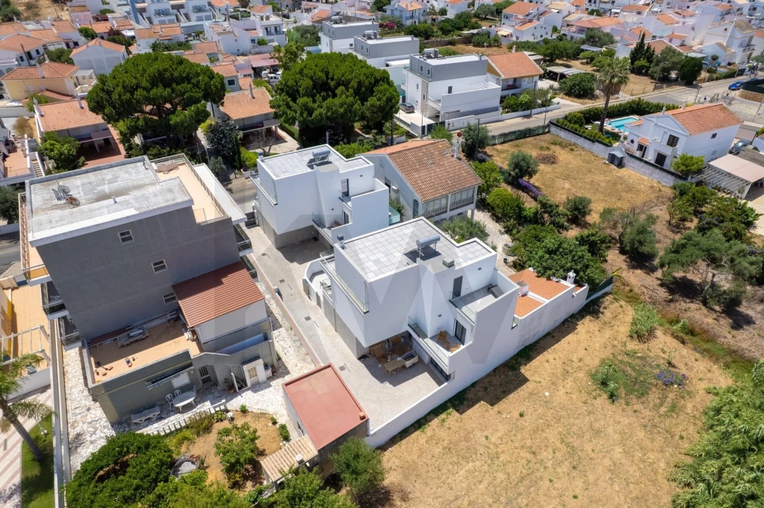 Moradia T5 para Venda em Vila Real de Santo Antonio Foto 31
