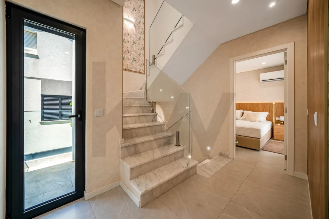 Moradia T5 para Venda em Vila Real de Santo Antonio Foto 1