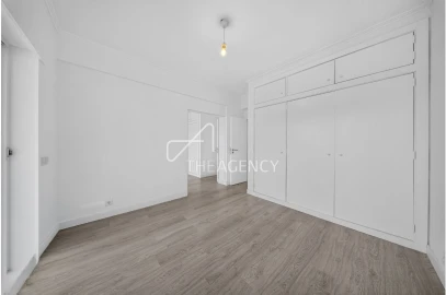 Apartamento T4 para Arrendamento em Cascais e Estoril