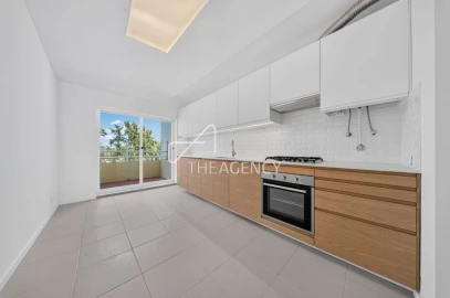 Apartamento T4 para Arrendamento em Cascais e Estoril