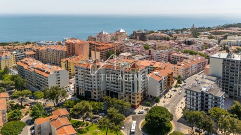 Apartamento T4 para Arrendamento em Cascais e Estoril