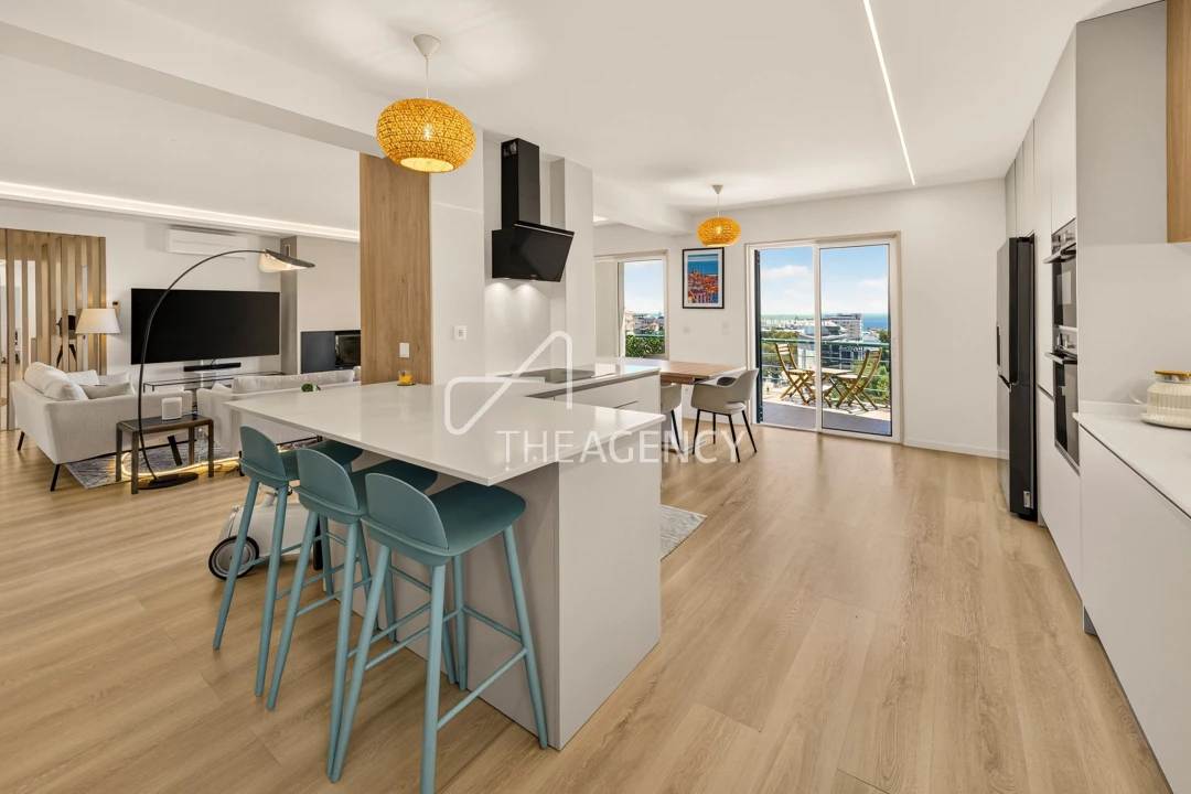Apartamento T5 para Venda em Cascais e Estoril Foto 8
