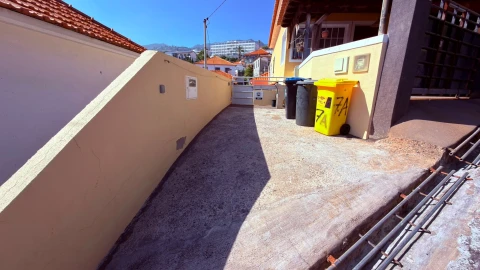 Apartamento T3 para Venda em Funchal (Santa Maria Maior)