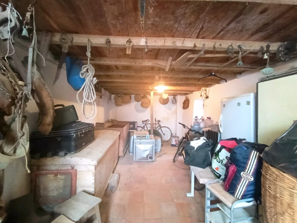 Moradia para Venda em Valhascos Foto 7