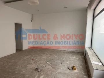 Loja para Venda em Peniche