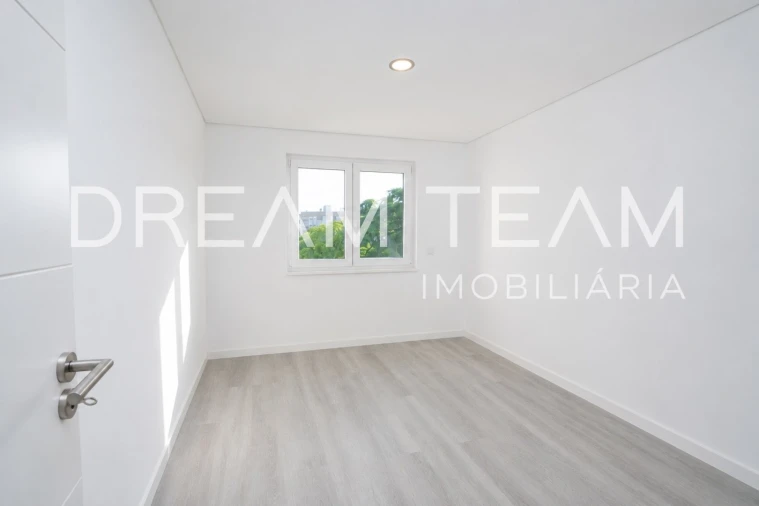 Apartamento T2 para Venda em Setubal (São Sebastião) Foto 18