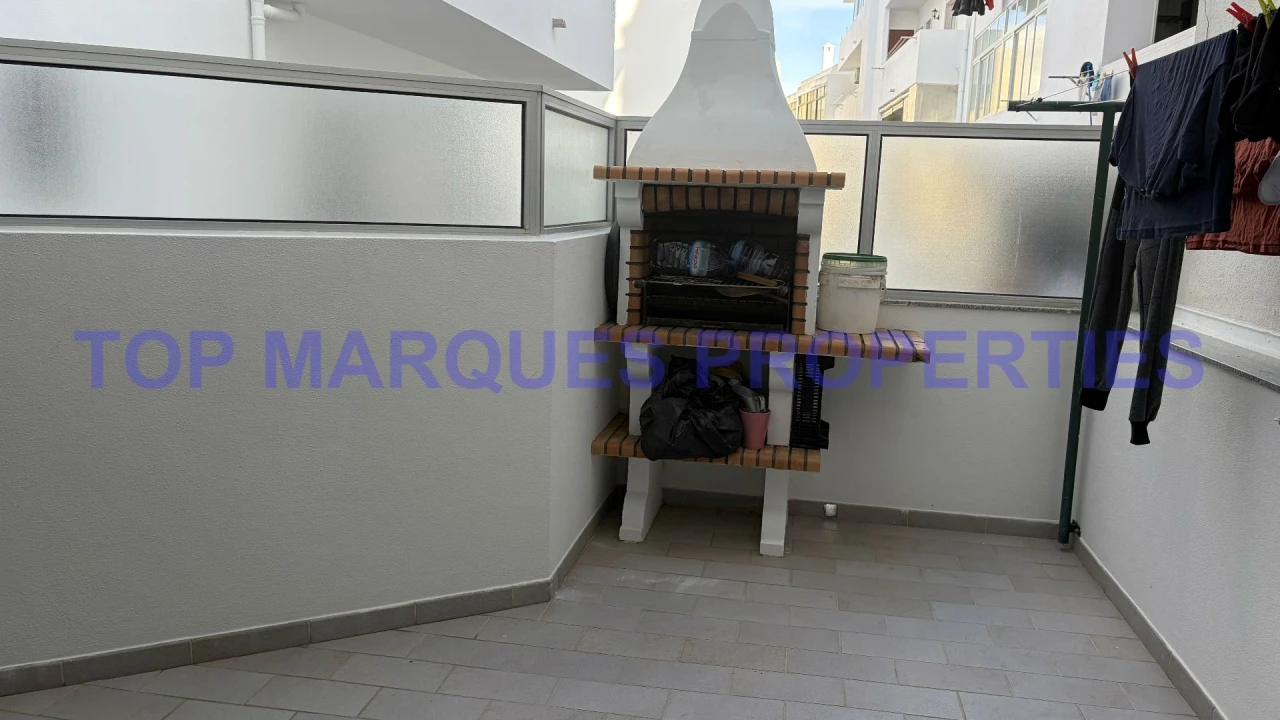 Apartamento T3 para Arrendamento em Olhão Foto 7