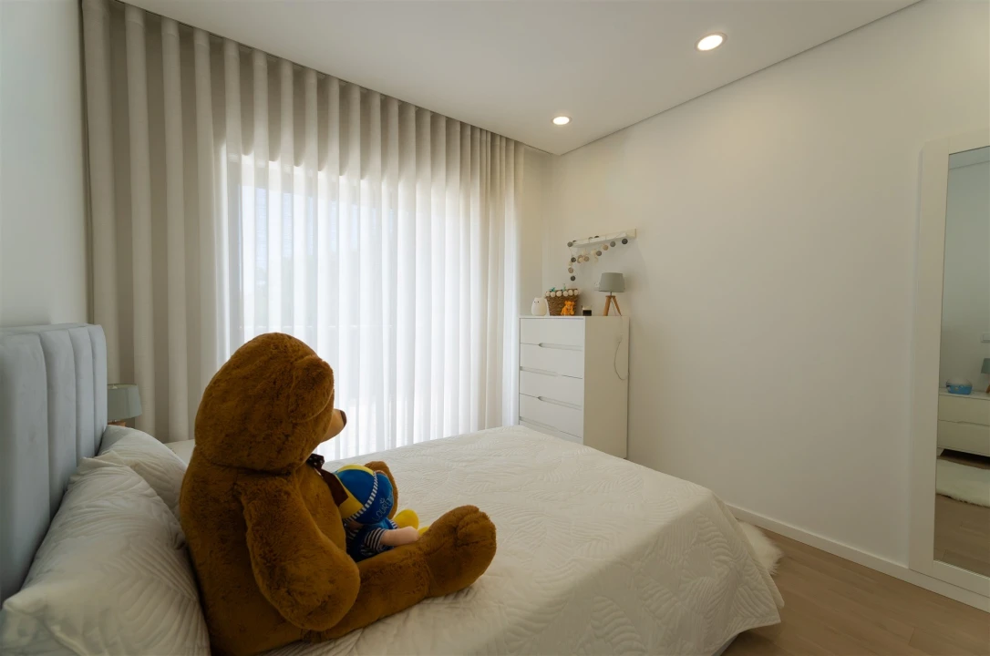 Apartamento T3 para Venda em Sobrado e Bairros Foto 22