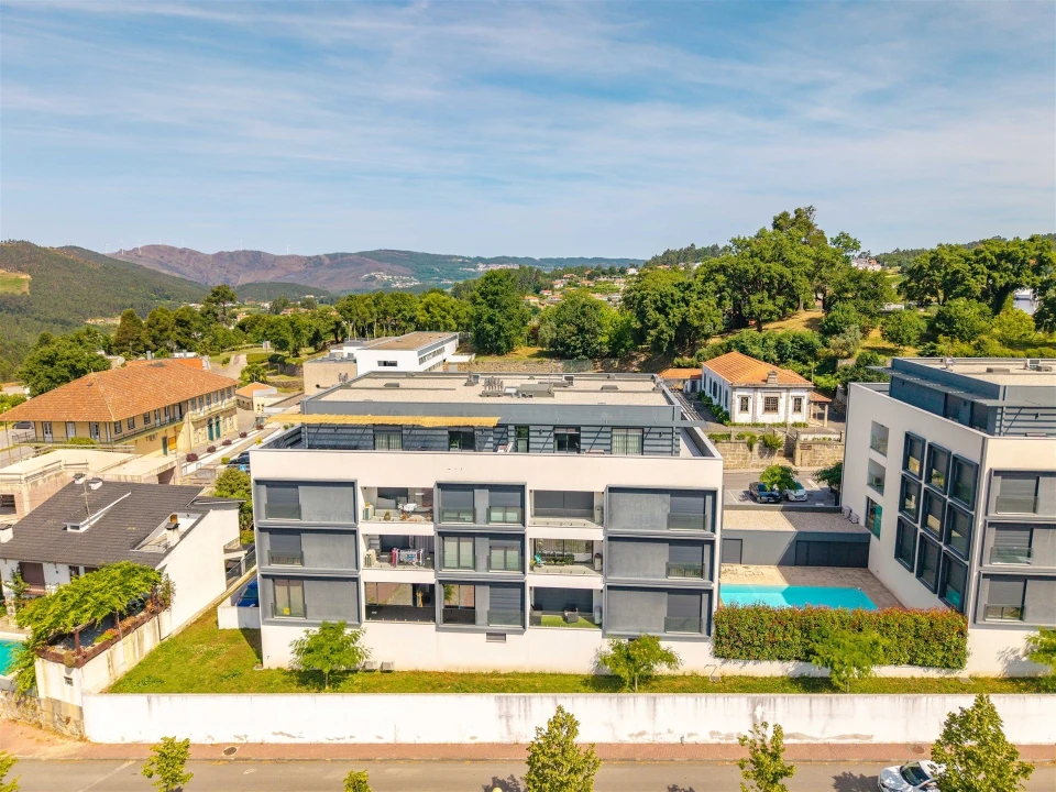 Apartamento T3 para Venda em Sobrado e Bairros Foto 3