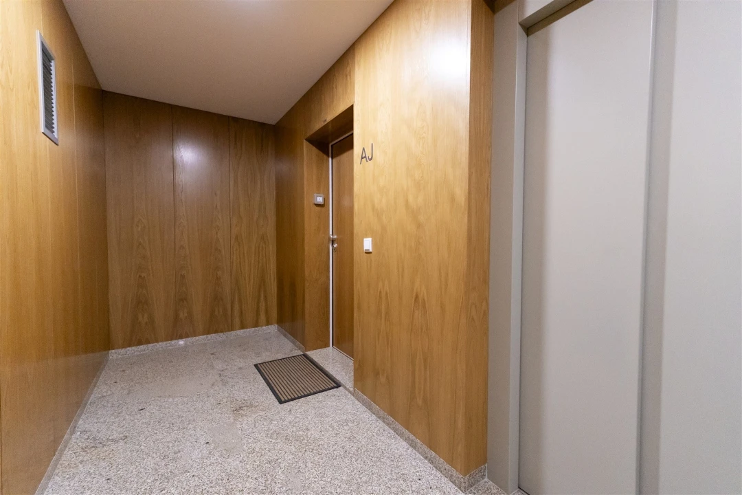 Apartamento T3 para Venda em Sobrado e Bairros Foto 20