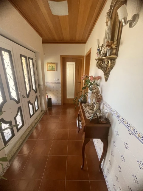 Moradia T5 para Venda em Nespereira