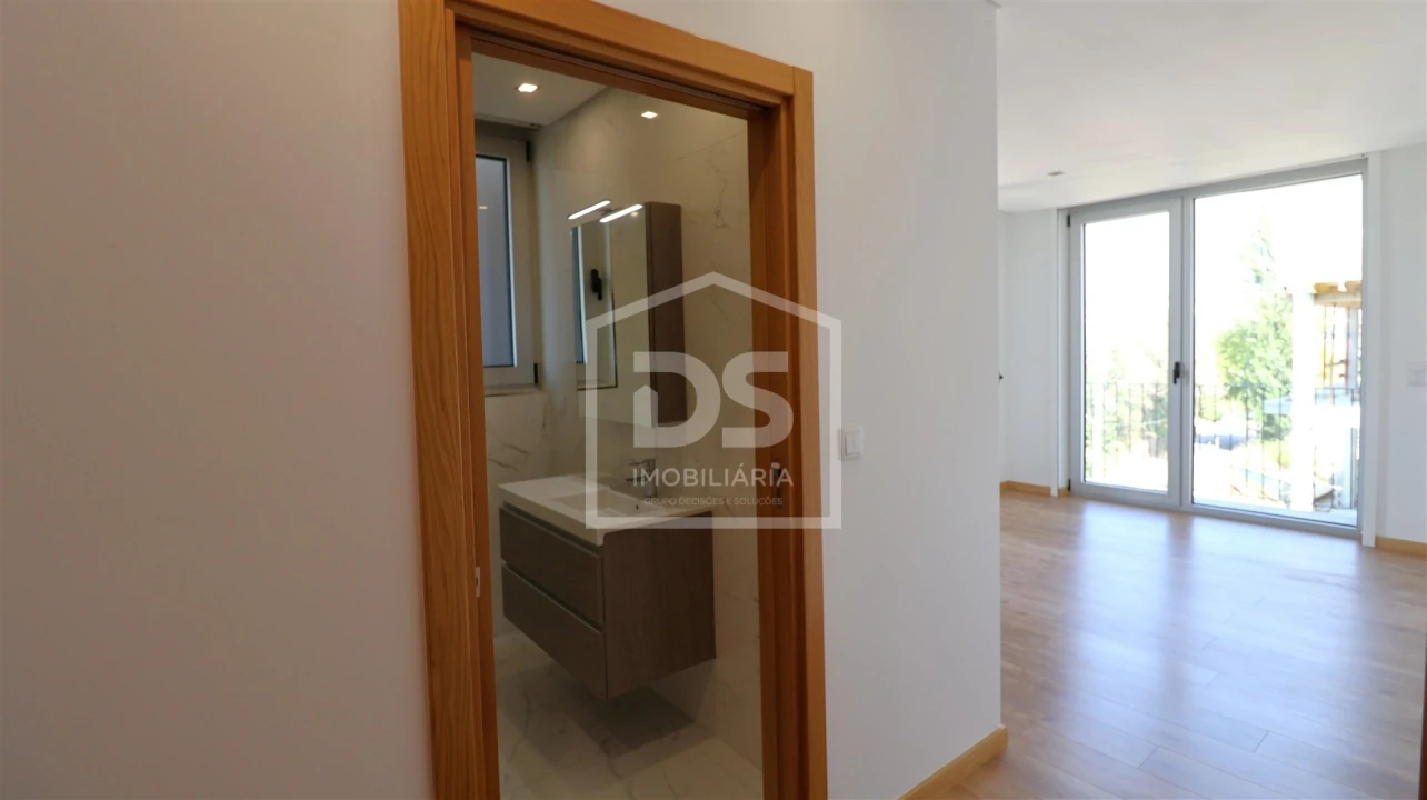 Apartamento T3 para Venda em Viseu Foto 25