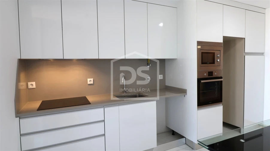 Apartamento T3 para Venda em Viseu Foto 9