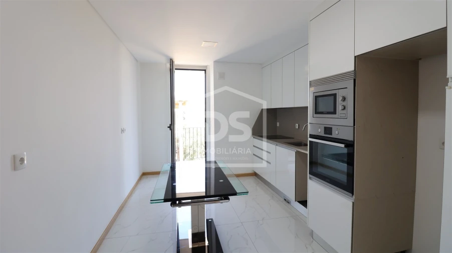 Apartamento T3 para Venda em Viseu Foto 7