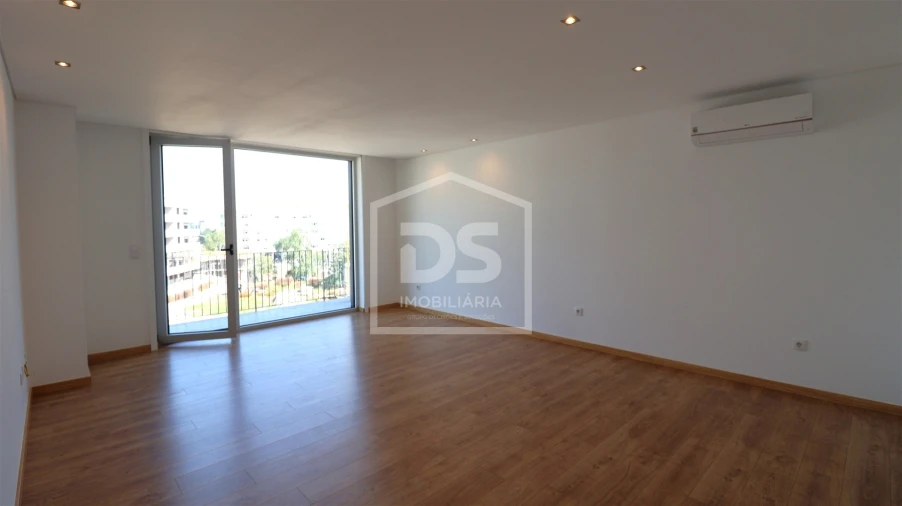 Apartamento T3 para Venda em Viseu Foto 5