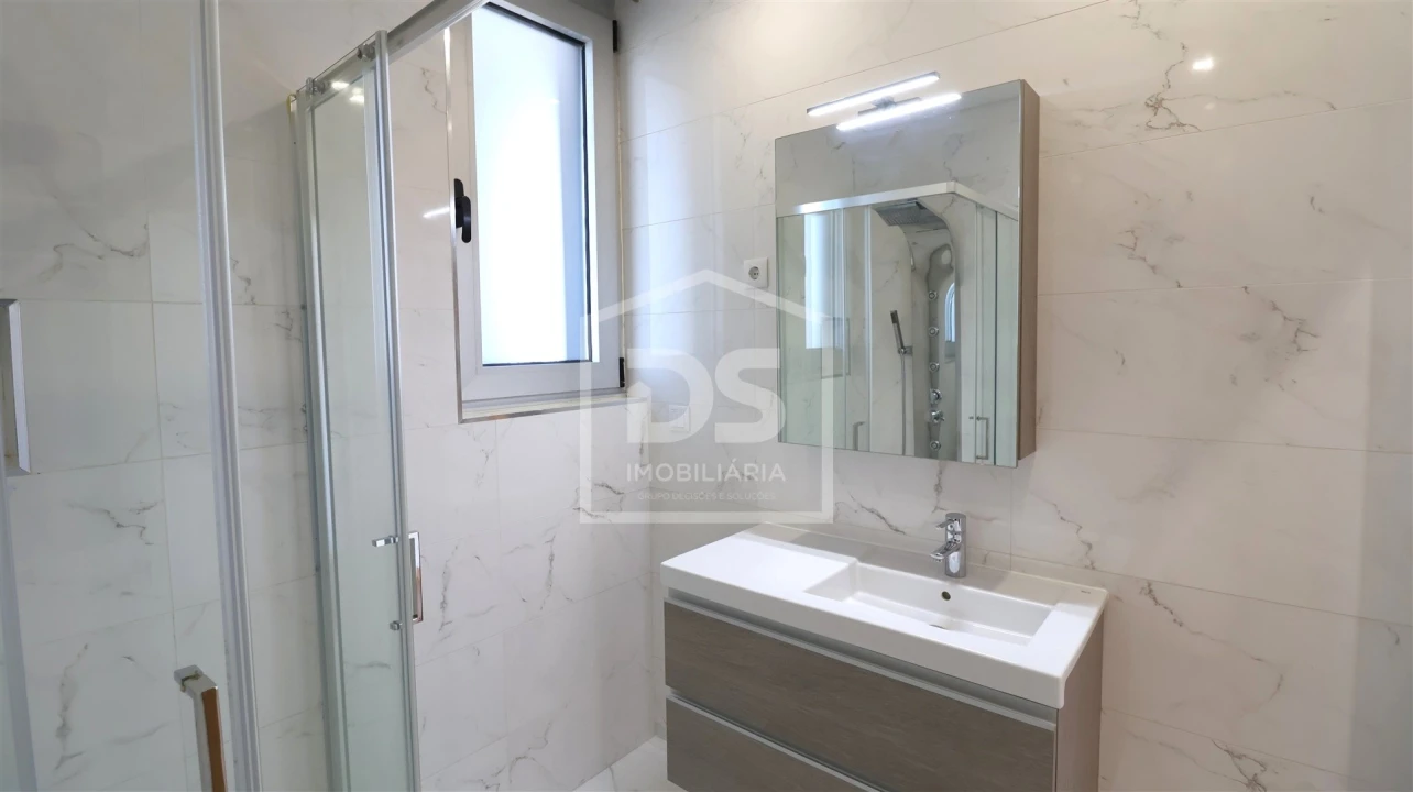 Apartamento T3 para Venda em Viseu Foto 27
